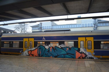 Graffiti Train in Bremen - Photo by GraffitiBremen - howy (2015)
