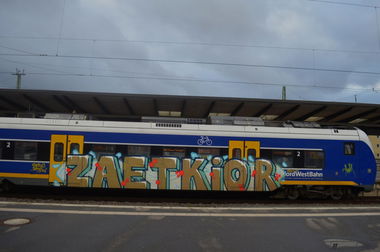 Graffiti Train in Bremen - Photo by GraffitiBremen - zaet, kior, nwb (2015)