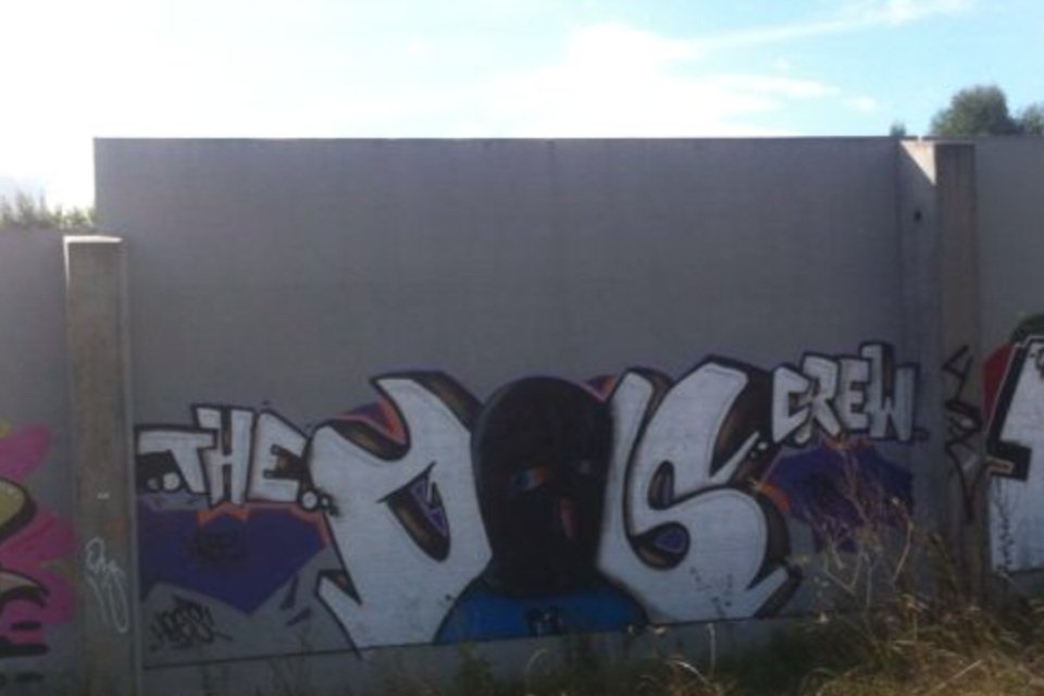 Graffiti Wall - Photo by GraffitiLover007 - oms (2013)