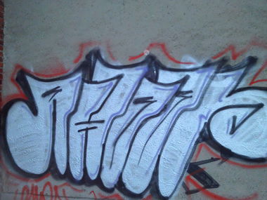 Graffiti Bombing - Photo by GraffitiSachsen - AHOOR, AVE (2014)