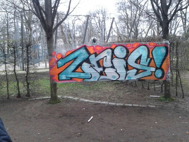 Graffiti Bombing - Photo by GraffitiSachsen (2014)