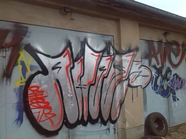 Graffiti Bombing - Photo by GraffitiSachsen - AHOOR, AVE (2014)