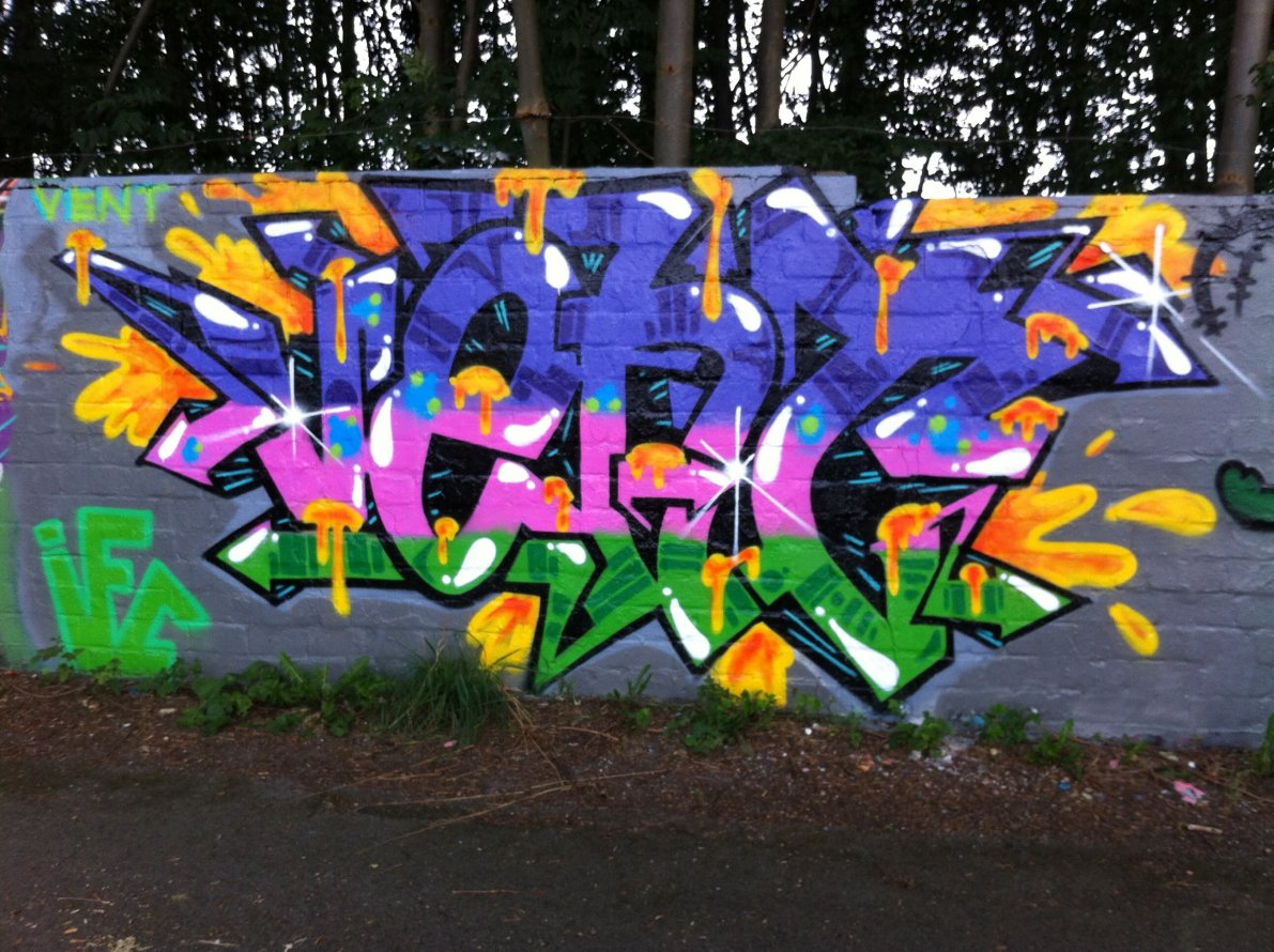 Graffiti Wall - Photo by Graffitido - Vent (2014)