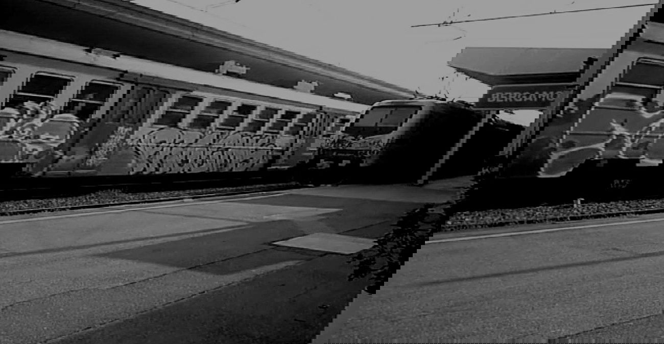 Graffiti Train in Bergamo - Photo by Graffmagazine - italy (2013)