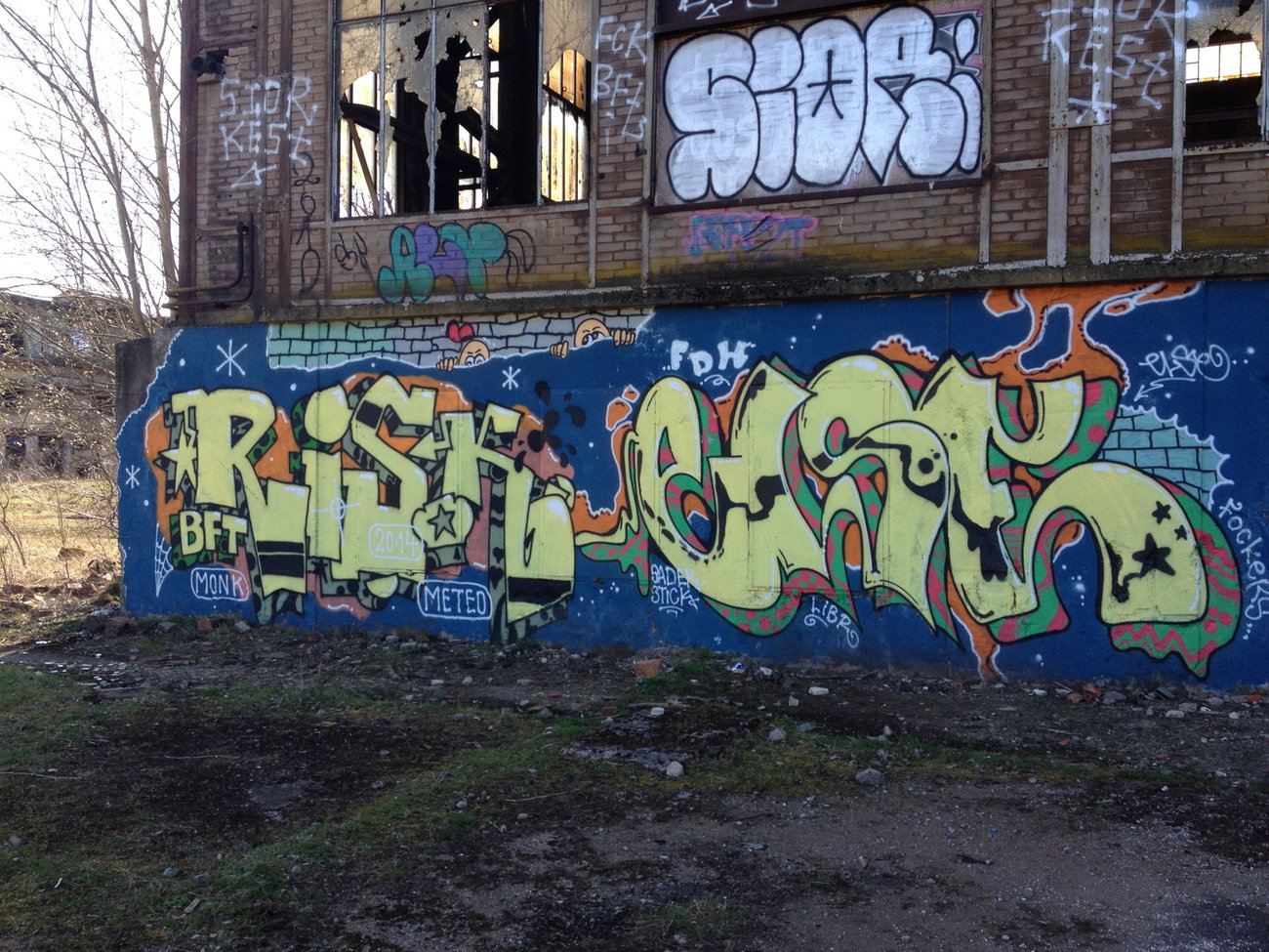 Graffiti Wall in Luxembourg - Photo by Grafilzer - risk, else, fdh