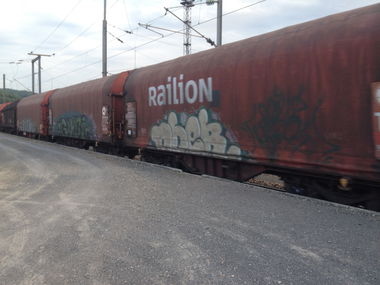 Graffiti Train - Photo by Grafilzer - oder
