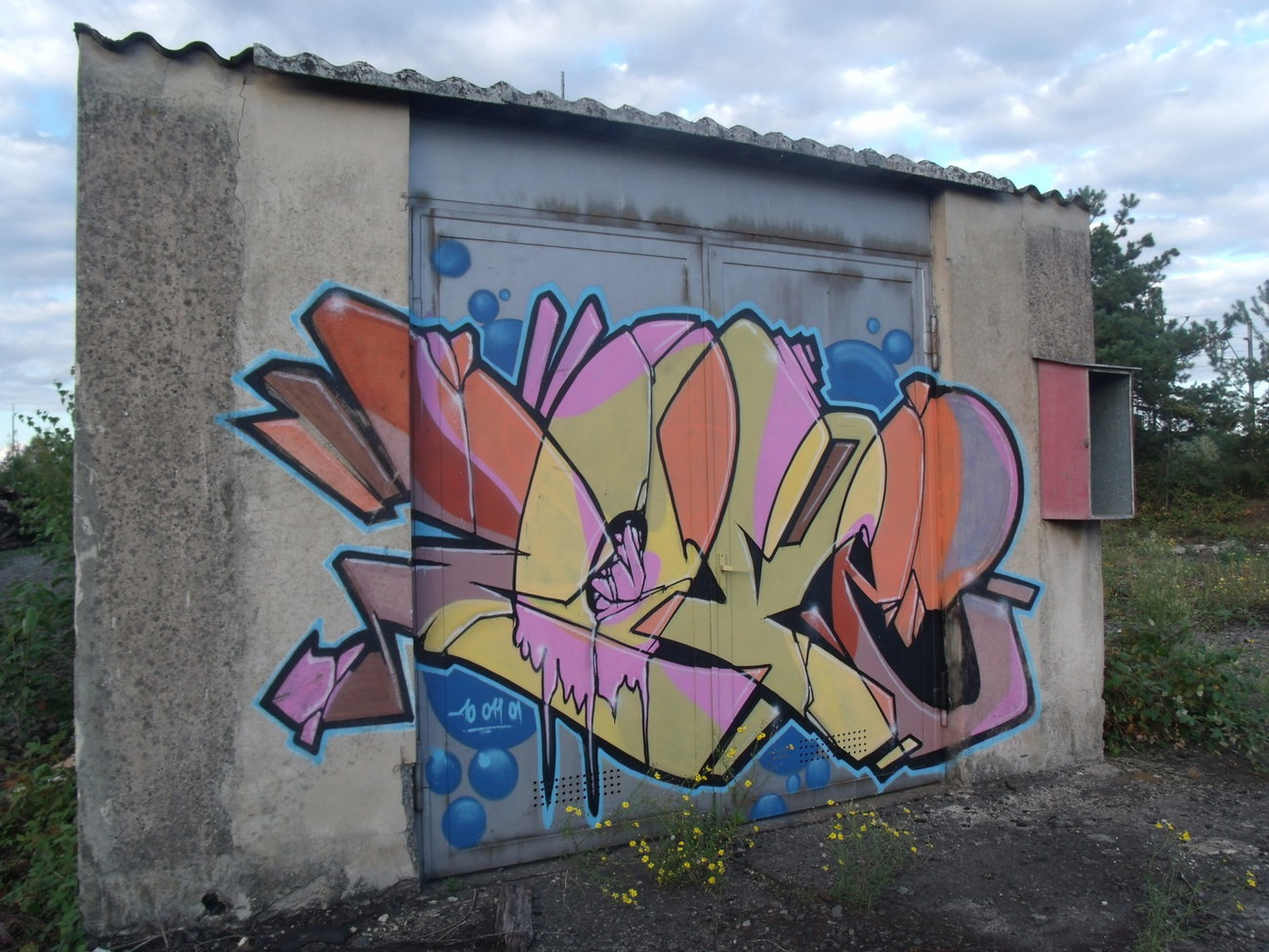 Graffiti Wall in Trier - Photo by Grafilzer - love, kaos