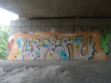 Graffiti Wall in Luxembourg - Photo by Grafilzer - libero, bft