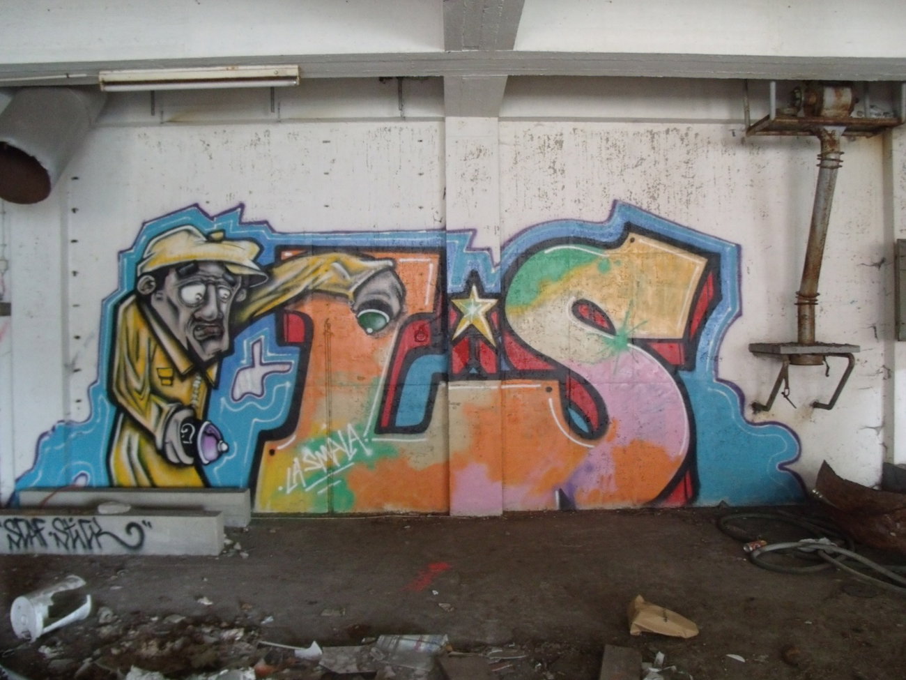 Graffiti Wall in Luxembourg - Photo by Grafilzer - scaf, lasmala, stick
