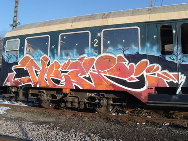 Graffiti Train in Trier - Photo by Grafilzer - piece, love, kaos