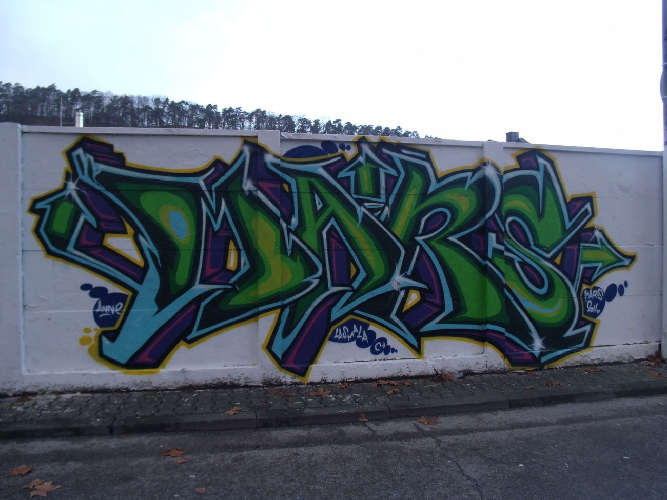 Graffiti Wall in Trier - Photo by Grafilzer - mars