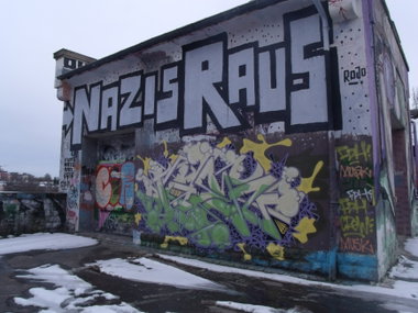 Graffiti Wall in Luxembourg - Photo by Grafilzer - jaek, nazis, raus