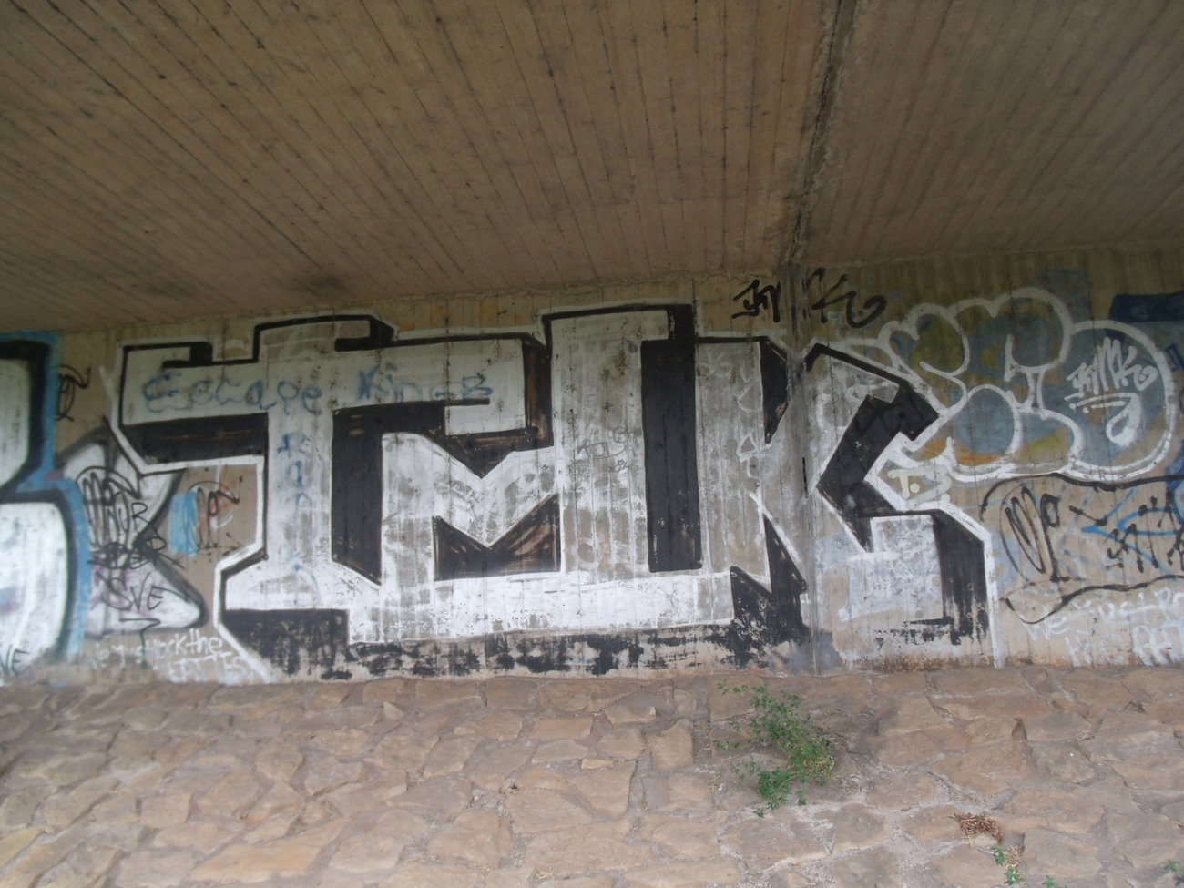 Graffiti Wall in Trier - Photo by Grafilzer - tmk