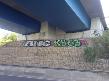 Graffiti Bombing - Photo by Grafilzer - ANC, KB63 (2015)