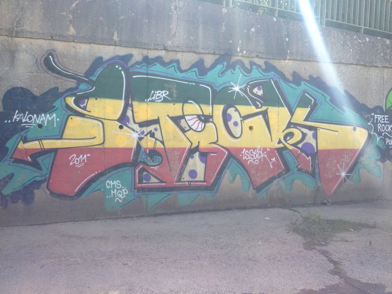 Graffiti Wall in Luxembourg - Photo by Grafilzer - stick, fdh