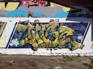 Graffiti Wall in Luxembourg - Photo by Grafilzer - wise (2015)