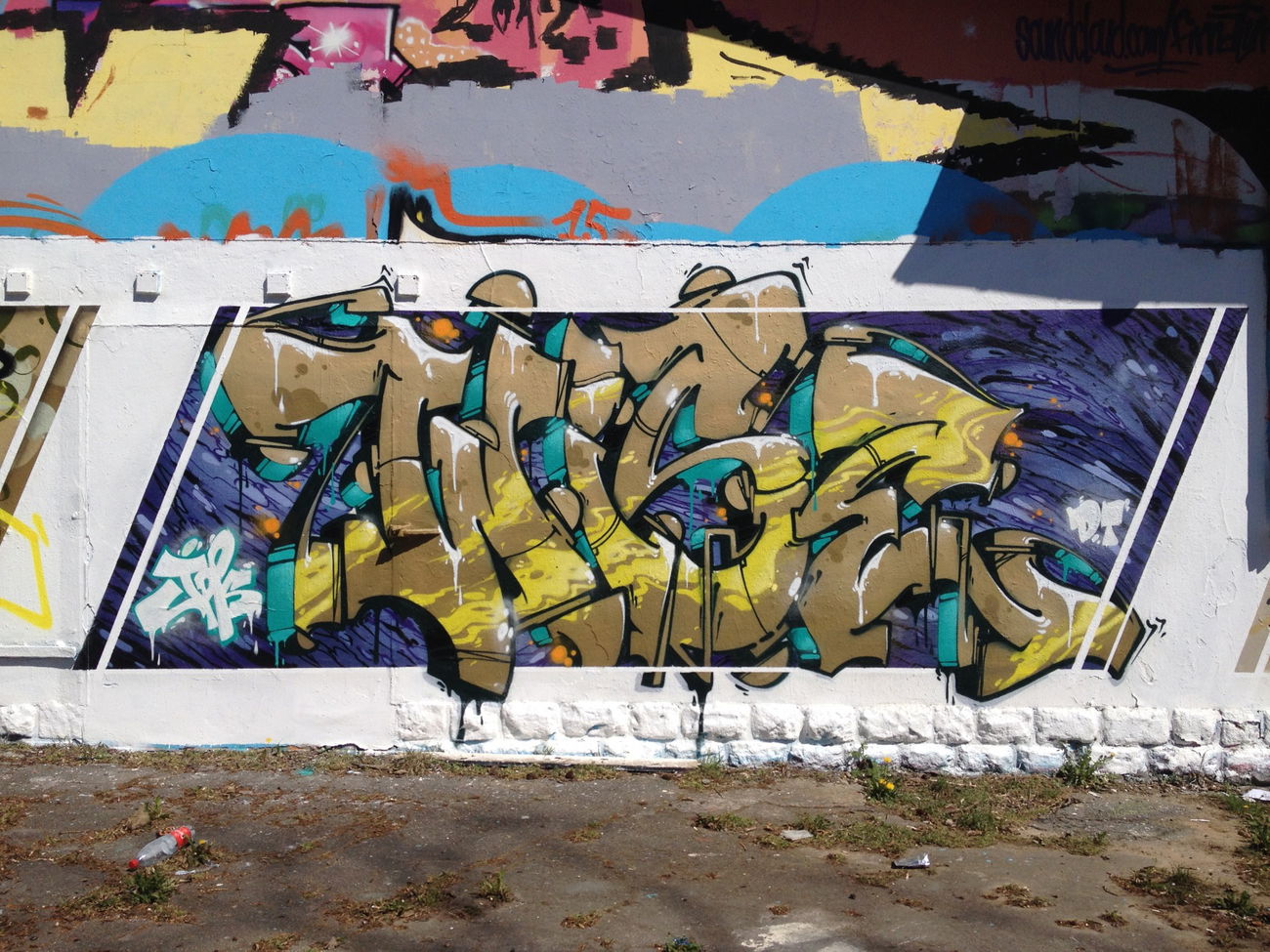 Graffiti Wall in Luxembourg - Photo by Grafilzer - wise (2015)