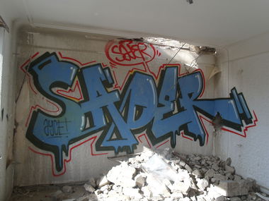 Graffiti Wall in Luxembourg - Photo by Grafilzer - sader (2012)