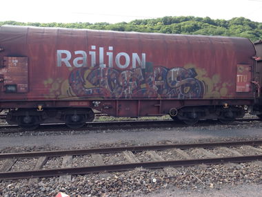 Graffiti Train - Photo by Grafilzer - deas