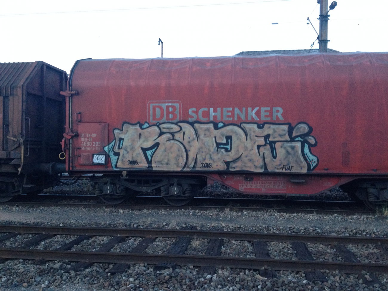 Graffiti Train - Photo by Grafilzer - rope