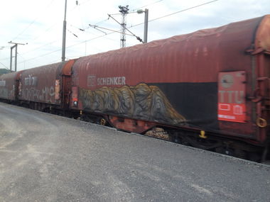 Graffiti Train - Photo by Grafilzer
