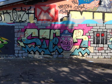 Graffiti Wall in Luxembourg - Photo by Grafilzer - steor, uclub (2015)