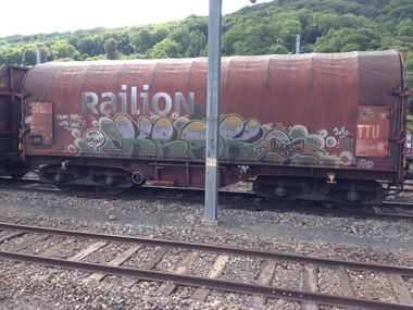 Graffiti Train - Photo by Grafilzer - krek
