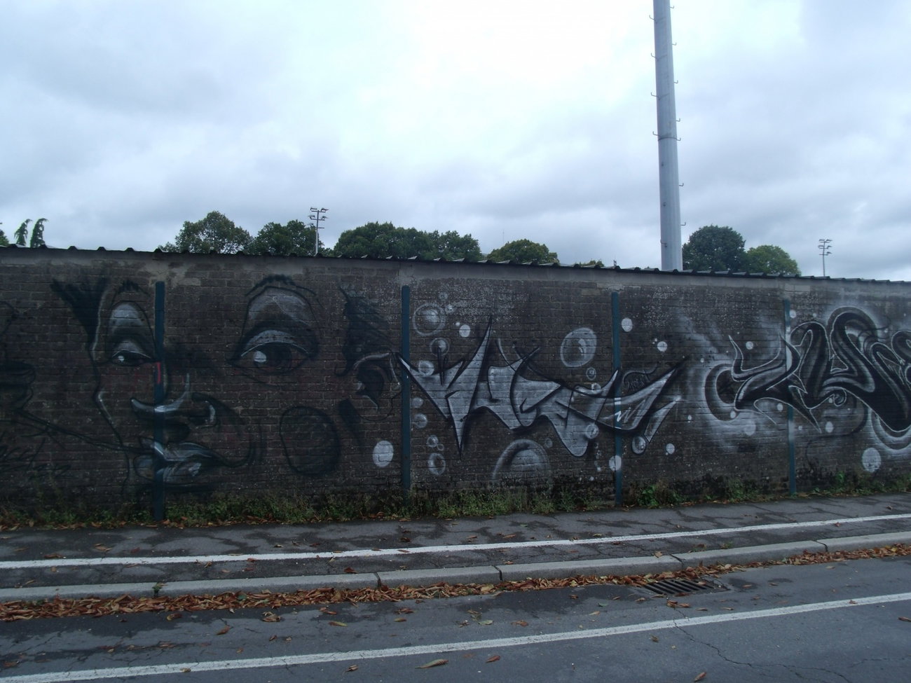 Graffiti Wall in Luxembourg - Photo by Grafilzer