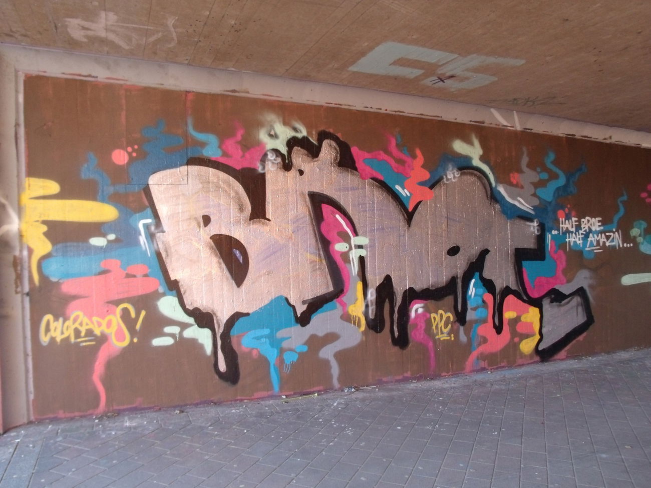 Graffiti Wall in Trier - Photo by Grafilzer - brö, broe