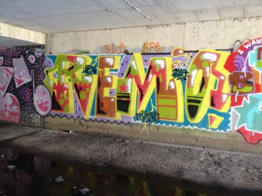 Graffiti Wall in Luxembourg - Photo by Grafilzer - remo, bft