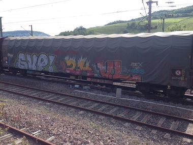 Graffiti Train - Photo by Grafilzer - svp, 2k, vl