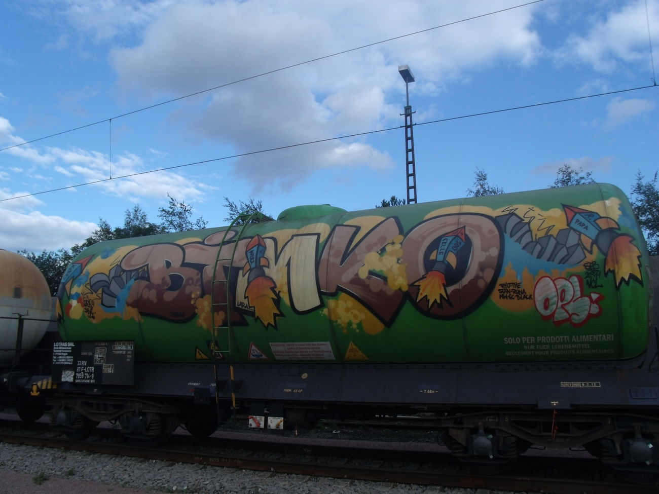 Graffiti Train in Trier - Photo by Grafilzer - bimko