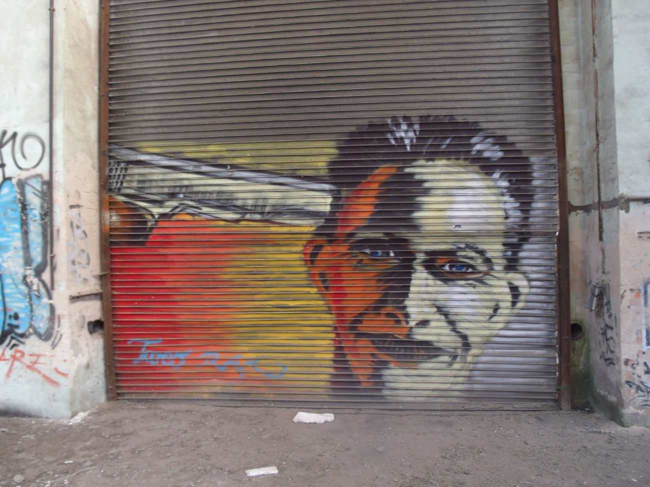 Graffiti Wall in Trier - Photo by Grafilzer - tareo, rak