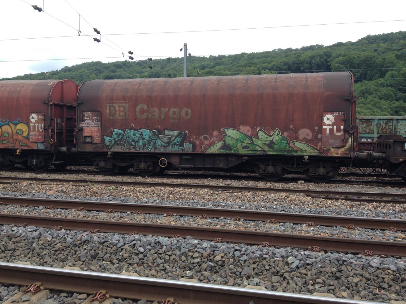 Graffiti Train - Photo by Grafilzer - debil, ubel