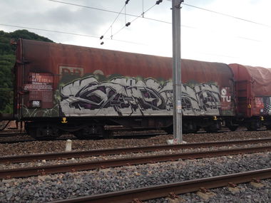 Graffiti Train - Photo by Grafilzer - stero