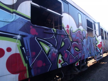 Graffiti Train in Trier - Photo by Grafilzer - trains, love, kaos