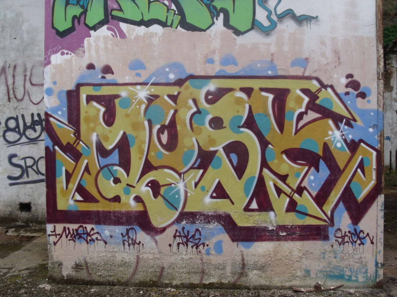 Graffiti Wall in Luxembourg - Photo by Grafilzer - musk, fdh