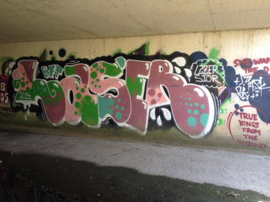 Graffiti Wall in Luxembourg - Photo by Grafilzer - laser, bft