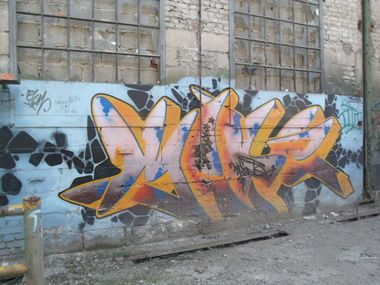 Graffiti Wall in Trier - Photo by Grafilzer - kaos