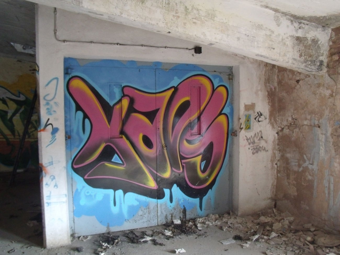 Graffiti Wall in Trier - Photo by Grafilzer - kaos