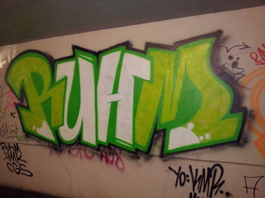 Graffiti Wall in Germany - Photo by GraveyardShift - ruhm, hmk, cgs