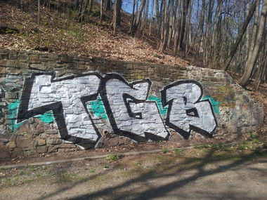 Graffiti Wall - Photo by GraveyardShift - tgb, chemnitz, sachsen (2014)