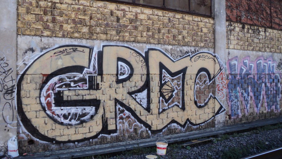 Graffiti Bombing in Buenos Aires - Photo by GreciaGreece - Graffiti, Art, Argentina (2013)