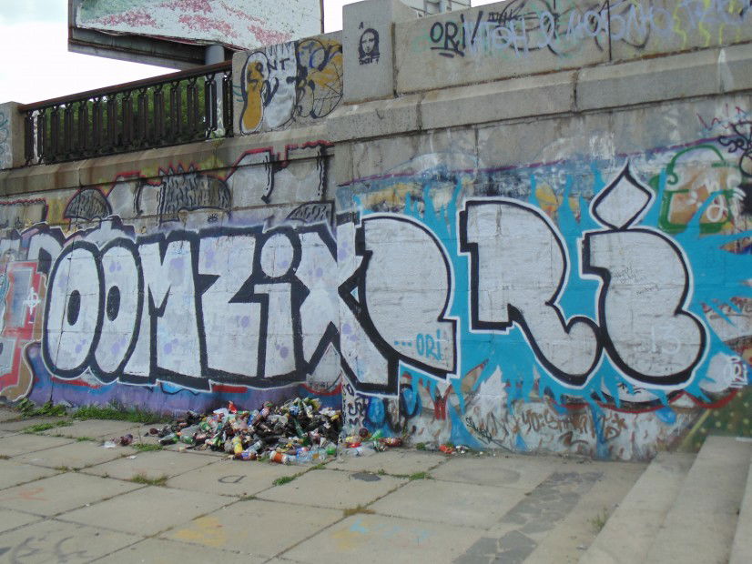 Graffiti Bombing - Photo by Grehuoz - Ori, Kiev, Kyiv (2013)