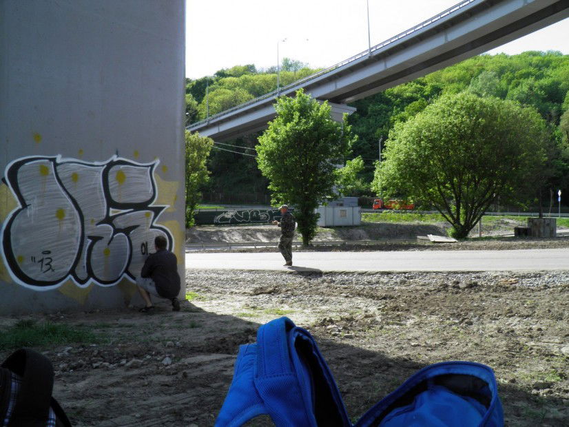 Graffiti Bombing - Photo by Grehuoz - ori, kiev, rtau (2013)