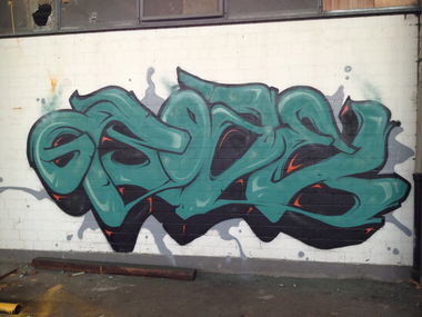 Graffiti Wall - Photo by Grover - grove, grover, femo (2013)