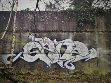 Graffiti Wall - Photo by Grover - GROVE, Grover, Grove