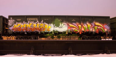 Graffiti Train - Photo by Gudwin - gudwin