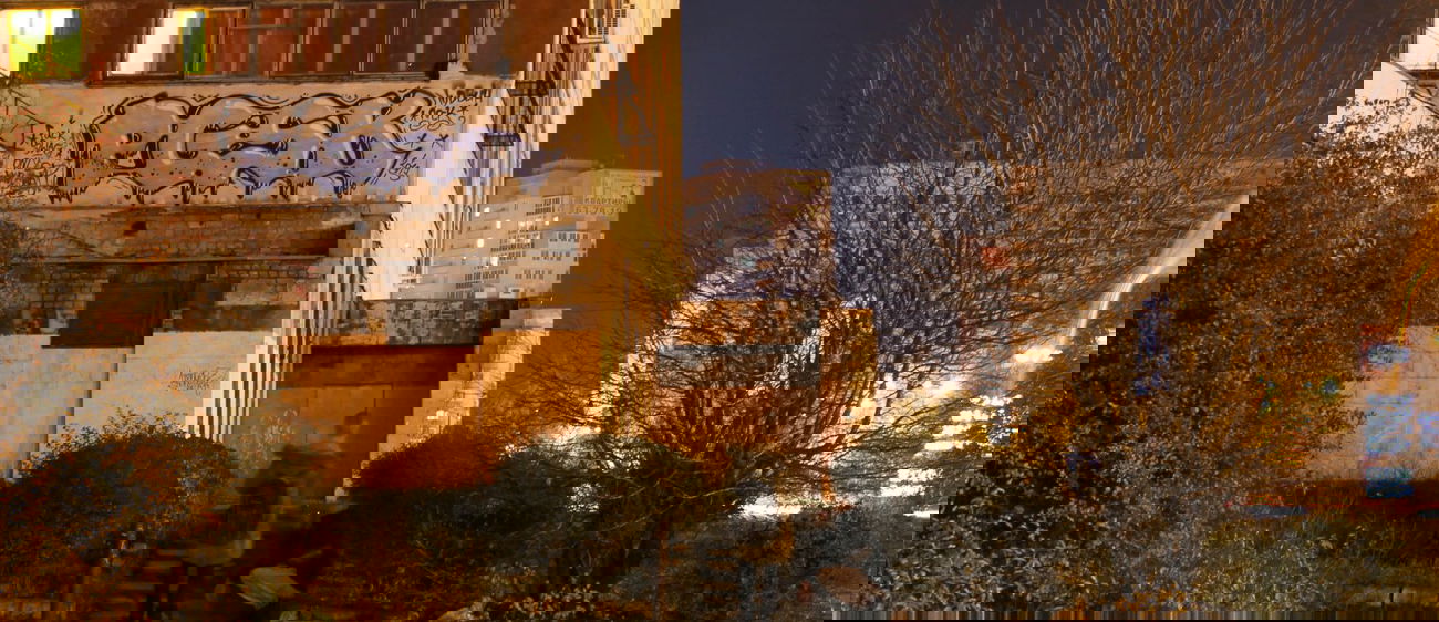 Graffiti Bombing - Photo by Gudwin