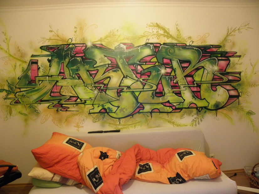 Graffiti Wall - Photo by GurkenGlas